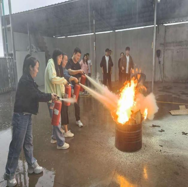 民賽電氣集團(tuán)有限公司 消防演練逃生演習(xí)